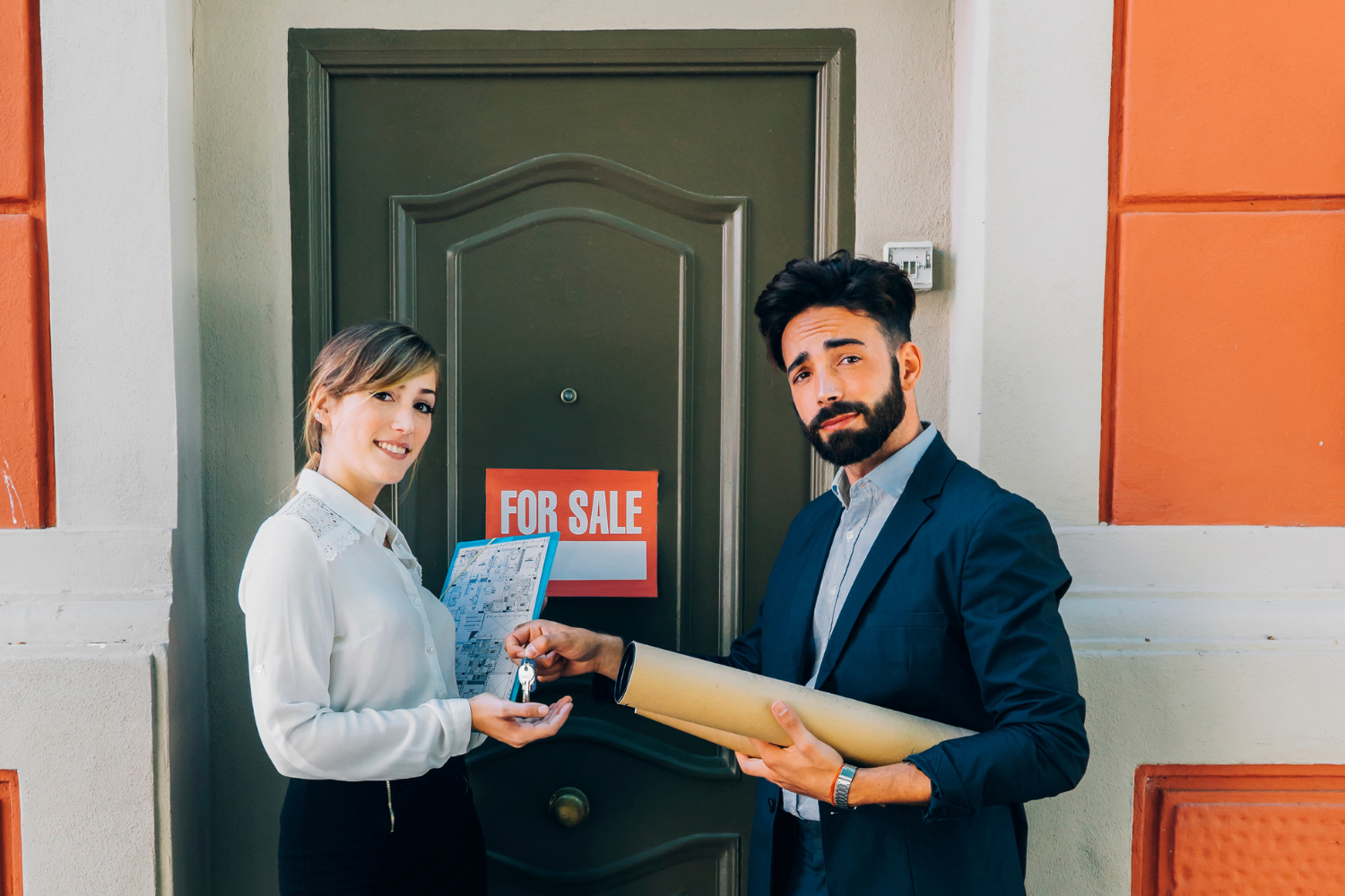 Best realtors near Cerritos California helping happy homeowners